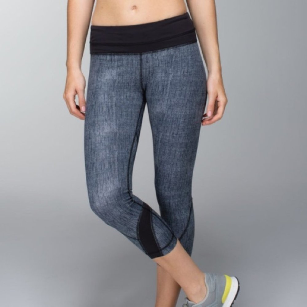 Lululemon Inspire Crop II Burlap Texture Black
